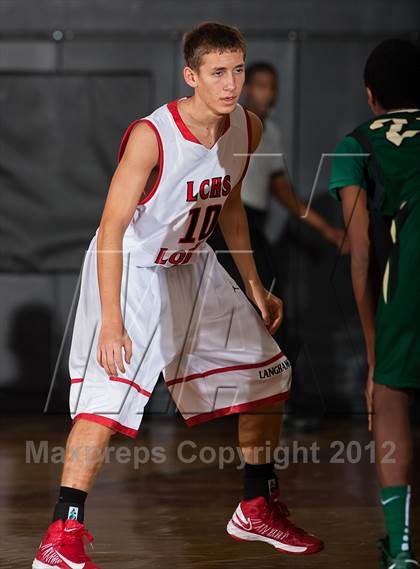 Thumbnail 3 in Langham Creek vs. DeSoto (McDonald's Texas Invitational) photogallery.