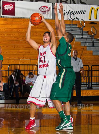 Thumbnail 1 in Langham Creek vs. DeSoto (McDonald's Texas Invitational) photogallery.