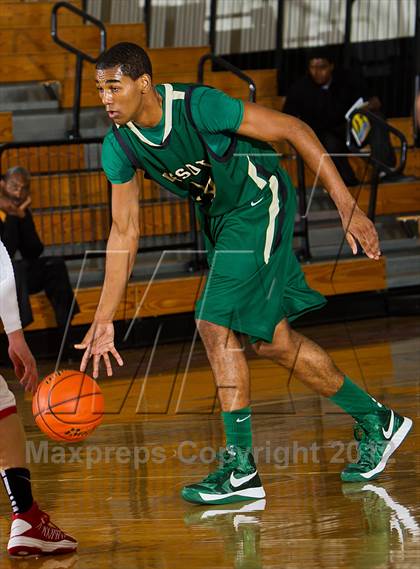 Thumbnail 1 in Langham Creek vs. DeSoto (McDonald's Texas Invitational) photogallery.