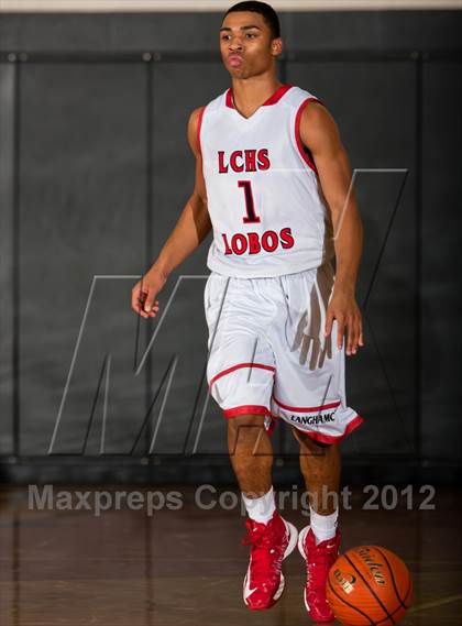 Thumbnail 1 in Langham Creek vs. DeSoto (McDonald's Texas Invitational) photogallery.