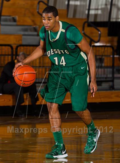 Thumbnail 2 in Langham Creek vs. DeSoto (McDonald's Texas Invitational) photogallery.