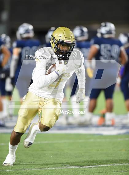 Thumbnail 2 in Muir @ Linfield Christian (CIF SS D11 Semifinal Playoff) photogallery.