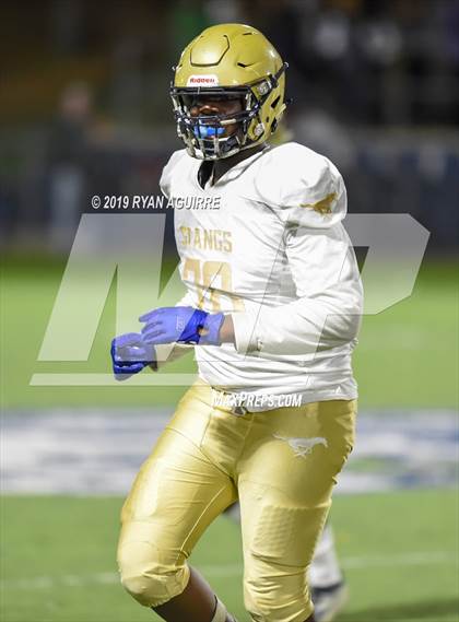 Thumbnail 1 in Muir @ Linfield Christian (CIF SS D11 Semifinal Playoff) photogallery.