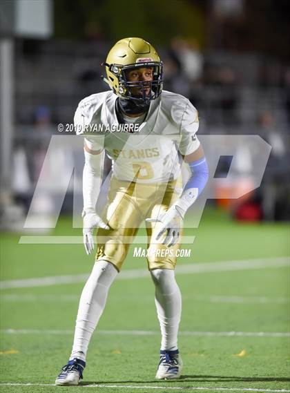Thumbnail 3 in Muir @ Linfield Christian (CIF SS D11 Semifinal Playoff) photogallery.