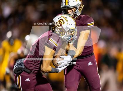 Thumbnail 1 in Royal @ Simi Valley photogallery.