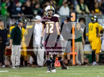 Thumbnail 3 in Royal @ Simi Valley photogallery.