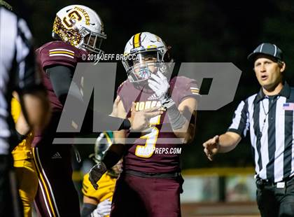Thumbnail 1 in Royal @ Simi Valley photogallery.