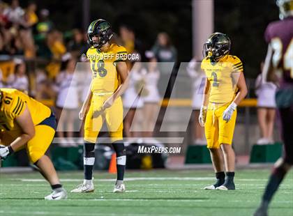 Thumbnail 2 in Royal @ Simi Valley photogallery.