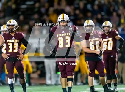 Thumbnail 1 in Royal @ Simi Valley photogallery.