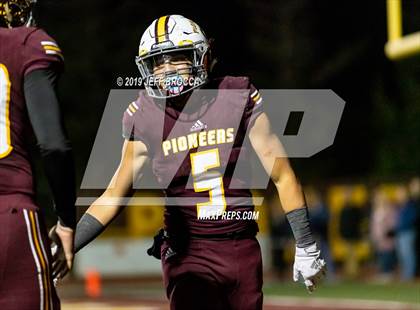 Thumbnail 2 in Royal @ Simi Valley photogallery.