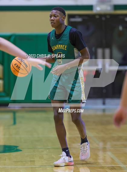 Thumbnail 3 in Suwannee @ Trinity Catholic photogallery.