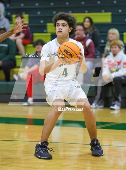 Thumbnail 2 in Suwannee @ Trinity Catholic photogallery.