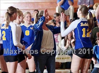 Thumbnail 2 in Champion Christian vs. Fall River (CIF NS D6 Final) photogallery.