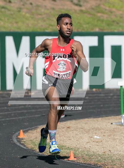 Thumbnail 3 in Queen City Relays photogallery.