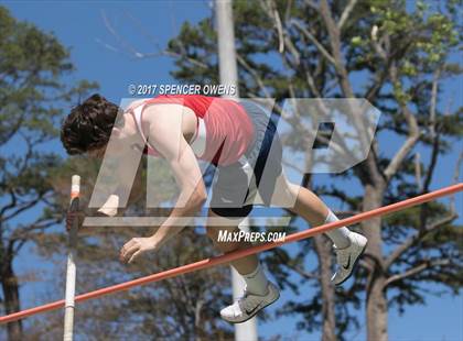 Thumbnail 1 in Queen City Relays photogallery.