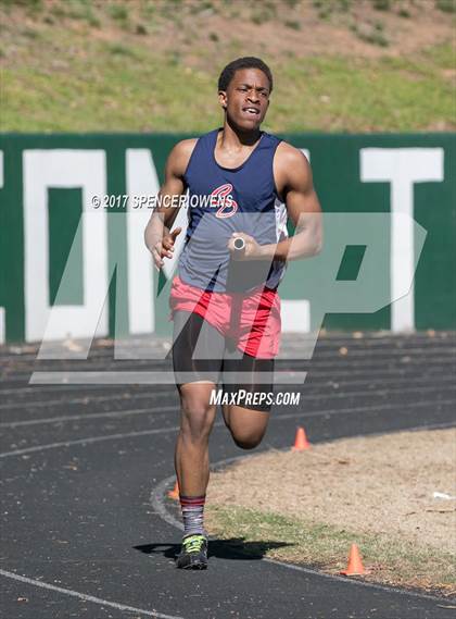 Thumbnail 3 in Queen City Relays photogallery.