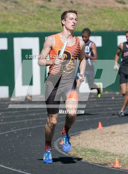 Thumbnail 2 in Queen City Relays photogallery.