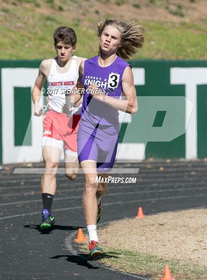 Thumbnail 3 in Queen City Relays photogallery.