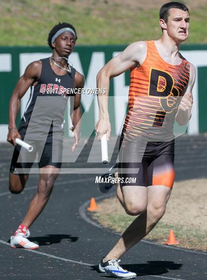 Thumbnail 2 in Queen City Relays photogallery.