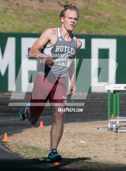 Thumbnail 2 in Queen City Relays photogallery.