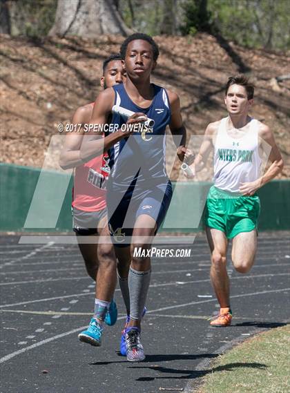 Thumbnail 3 in Queen City Relays photogallery.