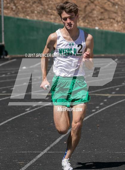 Thumbnail 1 in Queen City Relays photogallery.