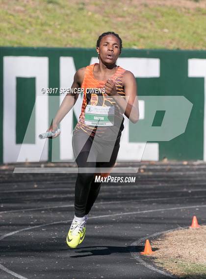 Thumbnail 2 in Queen City Relays photogallery.