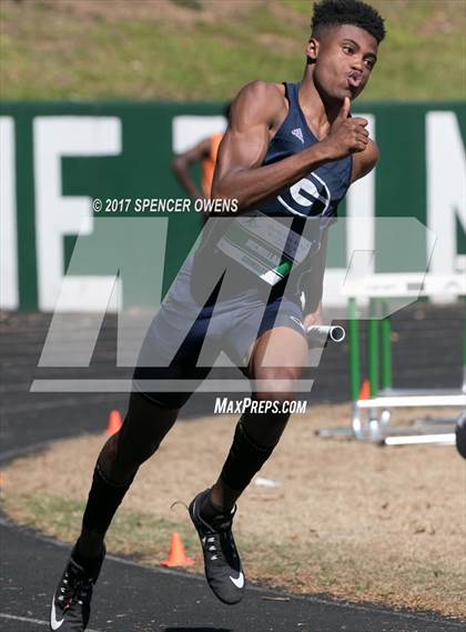 Thumbnail 1 in Queen City Relays photogallery.