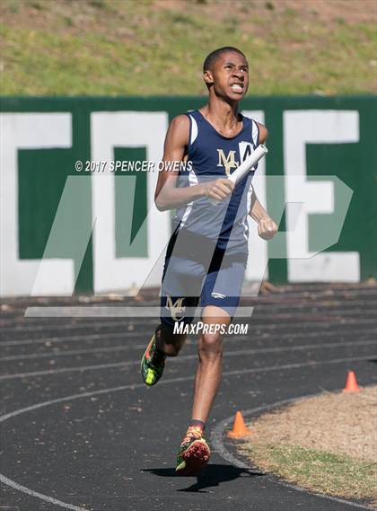Thumbnail 2 in Queen City Relays photogallery.