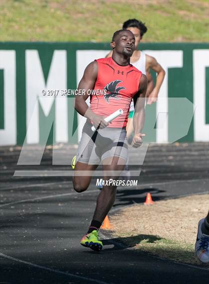 Thumbnail 1 in Queen City Relays photogallery.