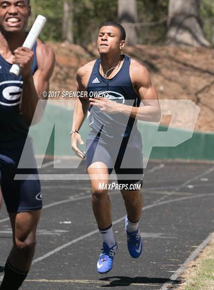 Thumbnail 1 in Queen City Relays photogallery.