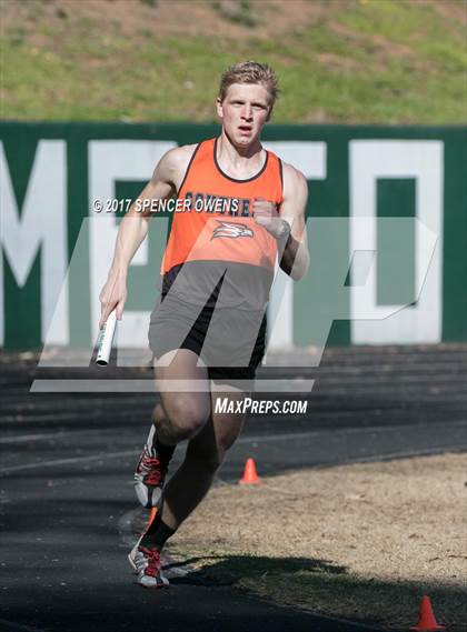 Thumbnail 3 in Queen City Relays photogallery.