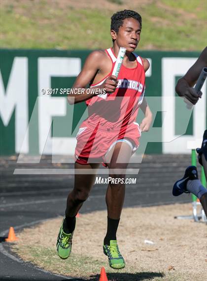 Thumbnail 2 in Queen City Relays photogallery.