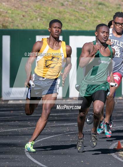 Thumbnail 1 in Queen City Relays photogallery.