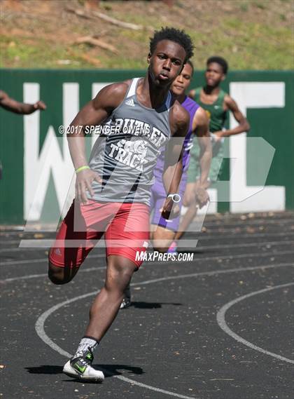 Thumbnail 3 in Queen City Relays photogallery.