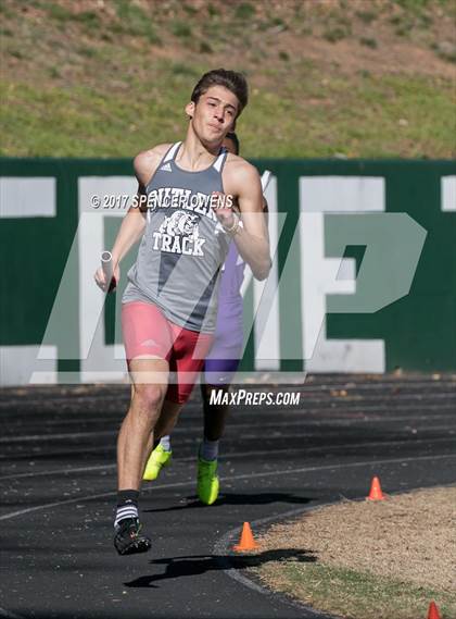 Thumbnail 1 in Queen City Relays photogallery.