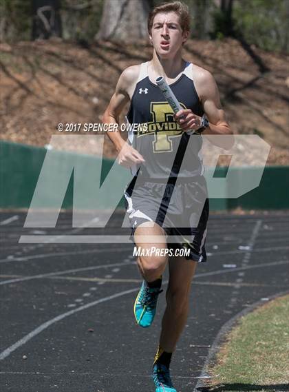 Thumbnail 1 in Queen City Relays photogallery.