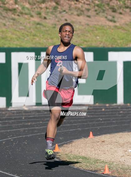 Thumbnail 2 in Queen City Relays photogallery.