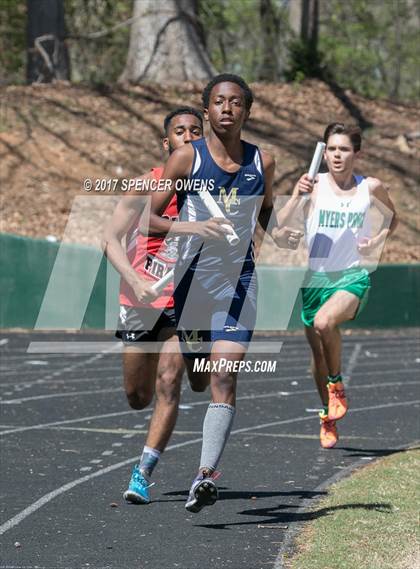 Thumbnail 1 in Queen City Relays photogallery.