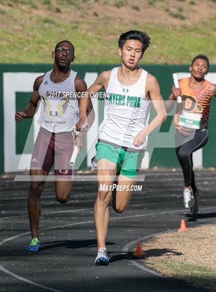 Thumbnail 2 in Queen City Relays photogallery.