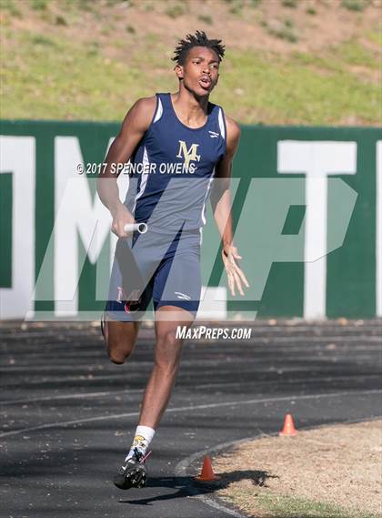 Thumbnail 1 in Queen City Relays photogallery.