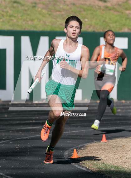 Thumbnail 1 in Queen City Relays photogallery.
