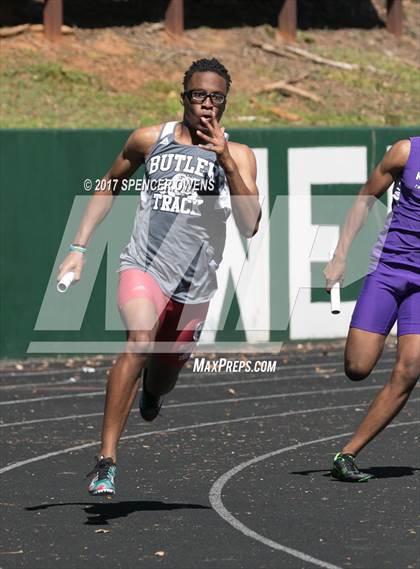 Thumbnail 1 in Queen City Relays photogallery.