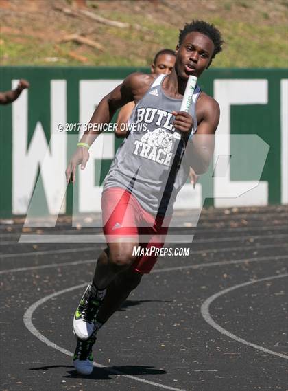 Thumbnail 1 in Queen City Relays photogallery.