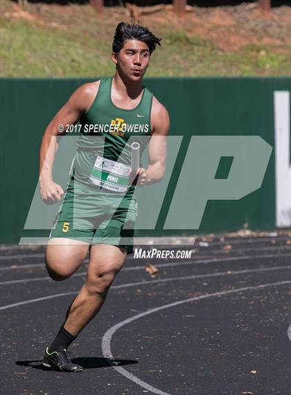 Thumbnail 2 in Queen City Relays photogallery.
