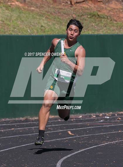 Thumbnail 1 in Queen City Relays photogallery.