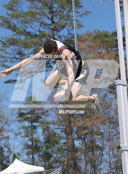 Thumbnail 2 in Queen City Relays photogallery.