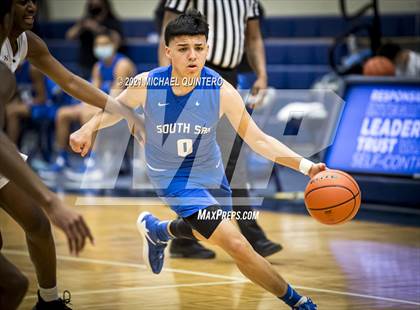 Thumbnail 1 in South San Antonio @ Clark (UIL 6A Bi-District Playoff) photogallery.