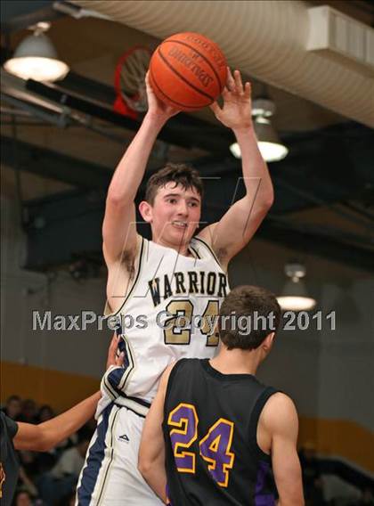 Thumbnail 3 in Kennedy vs. Del Norte (Hornet Classic Tournament) photogallery.