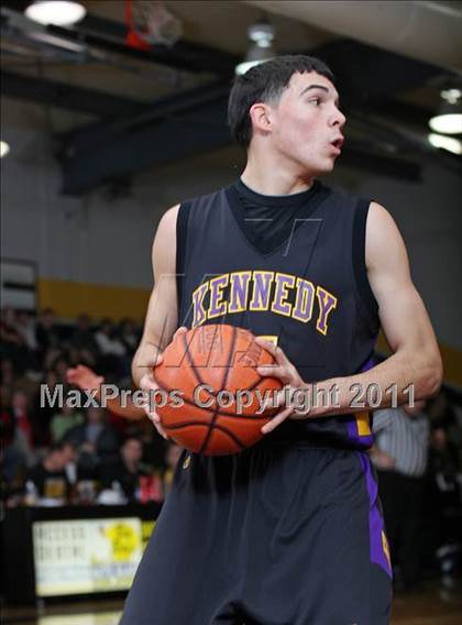 Thumbnail 3 in Kennedy vs. Del Norte (Hornet Classic Tournament) photogallery.
